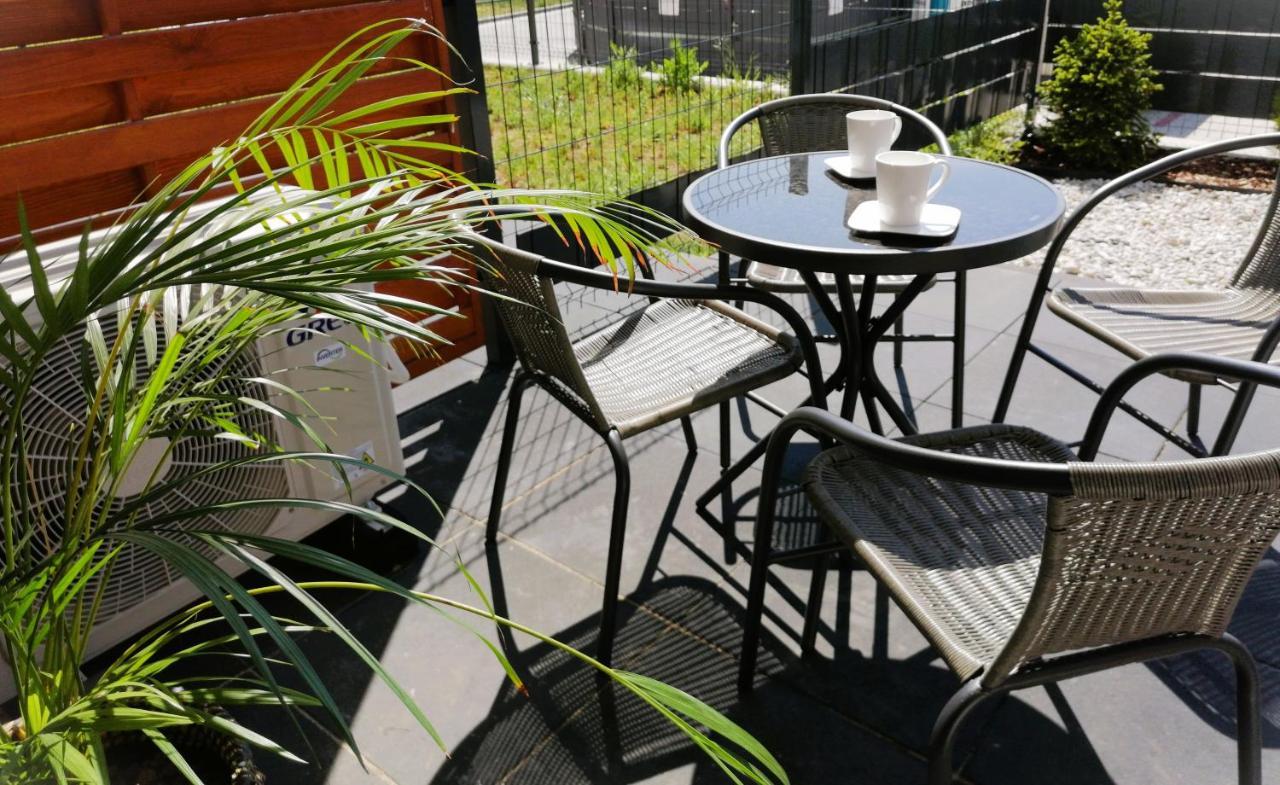 Apartament Ogrody レシュノ エクステリア 写真