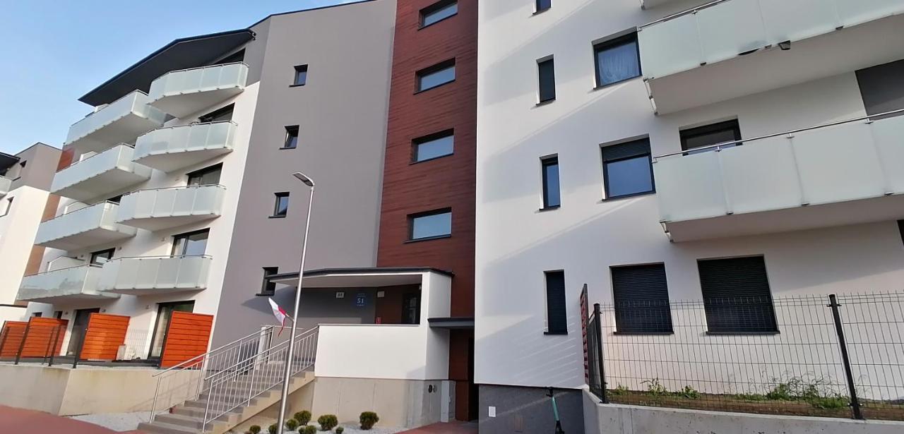 Apartament Ogrody レシュノ エクステリア 写真