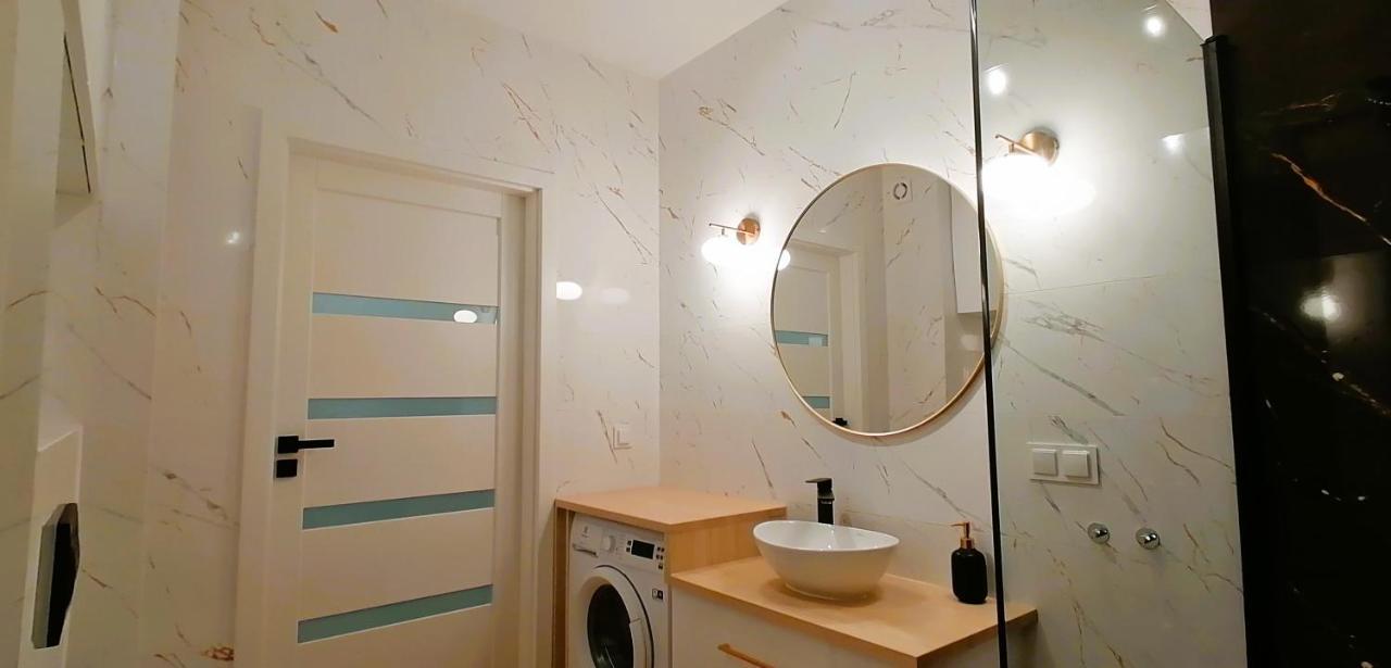 Apartament Ogrody レシュノ エクステリア 写真